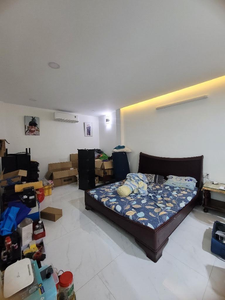 Bán nhà MTKD đường 32M Dương Quảng Hàm ngang 5m 100M² KD đa ngành 23.2 tỷ <br><br>Mô tả <br><br>Bán nhà - Ảnh 3